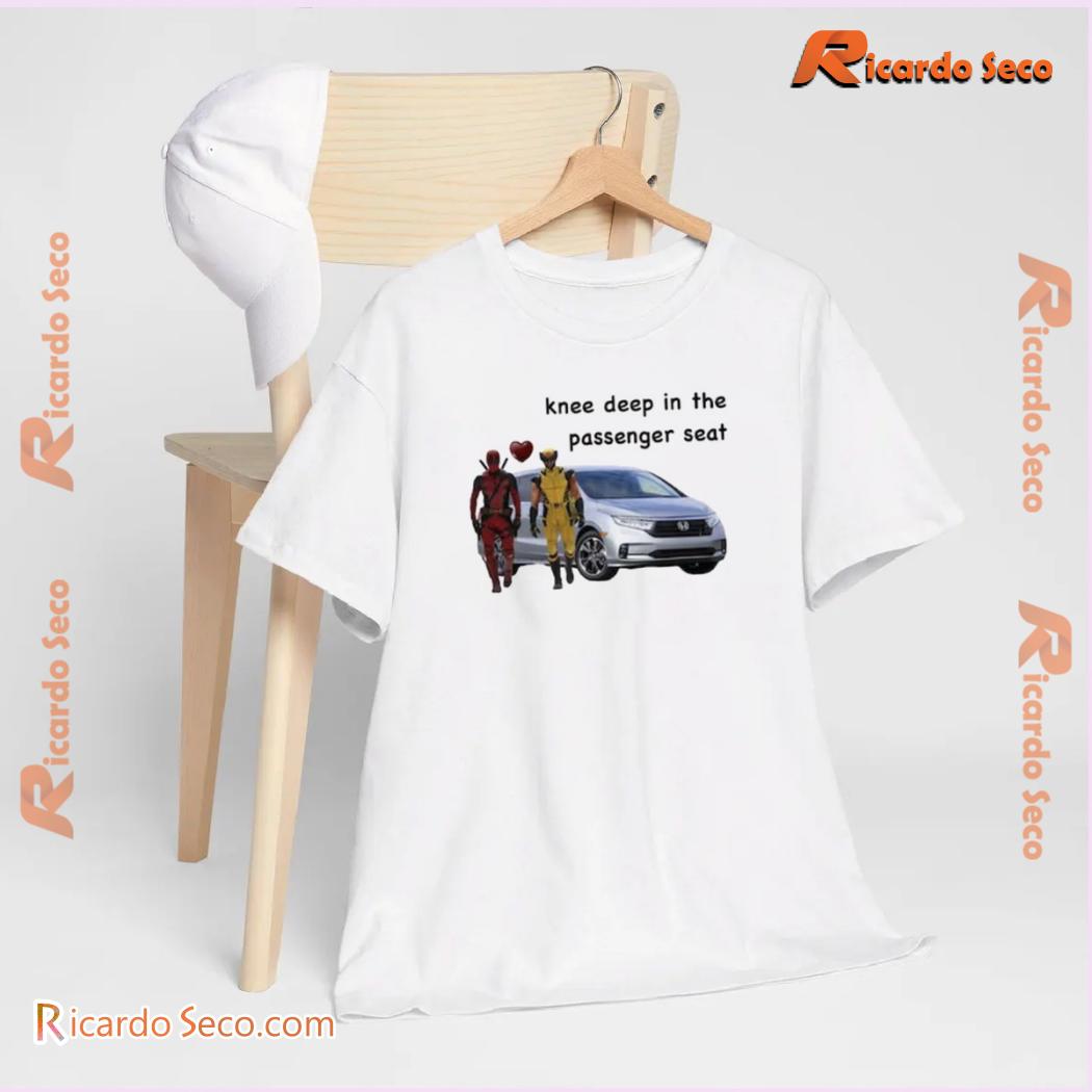 Deadpool & Wolverine Knee Deep In The Passenger Seat Graphic Unisex T-shirt, Classic Men Shirt a Deadpool & Wolverine Knee Deep In The Passenger Seat Graphic Unisex T-shirt, Classic Men Shirt a
