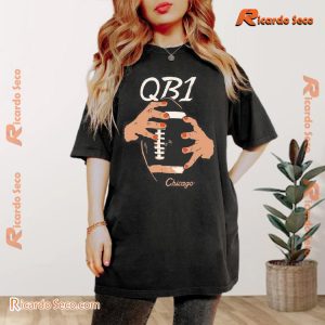 QB1 Chicago Bears Football Hands Vintage Unisex Shirt, Men Classic Shirt, Hoodie a