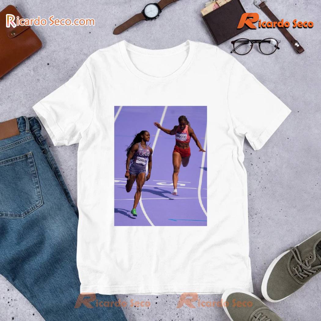 Sha'carri Richardson Made Her Olympics Debut By Cruising Through Her 100m Heat Unisex T-shirt, Women's V-neck a Sha'carri Richardson Made Her Olympics Debut By Cruising Through Her 100m Heat Unisex T-shirt, Women's V-neck a