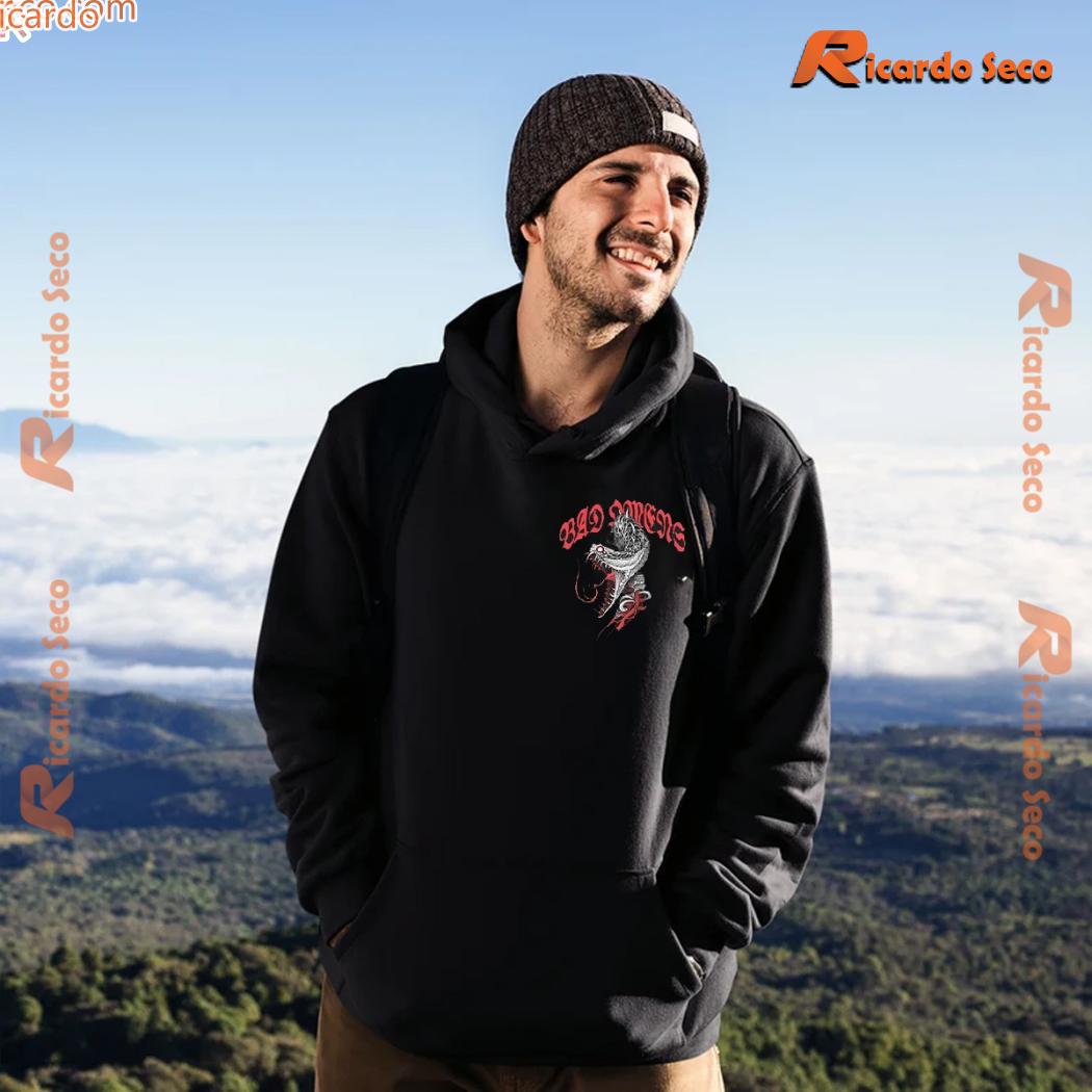 Bad Omen Serpent Tongue Gift For Fan Unisex Shirt, Classic Men Shirt c Bad Omen Serpent Tongue Gift For Fan Unisex Shirt, Classic Men Shirt c