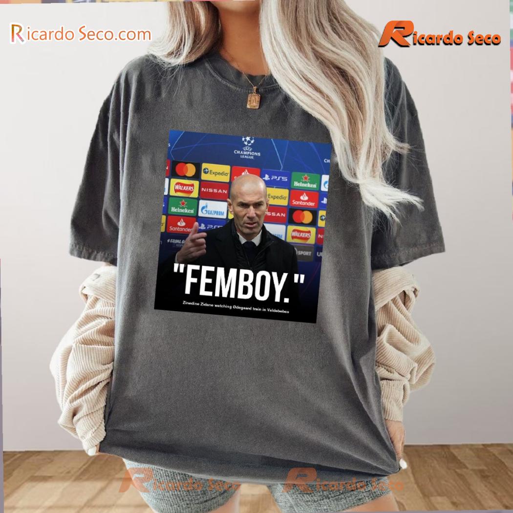 Femboy Zinedine Zidane Watching Odegaard Train In Valdebebas Funny Graphic Unisex T-shirt, Classic Men Shirt a Femboy Zinedine Zidane Watching Odegaard Train In Valdebebas Funny Graphic Unisex T-shirt, Classic Men Shirt a
