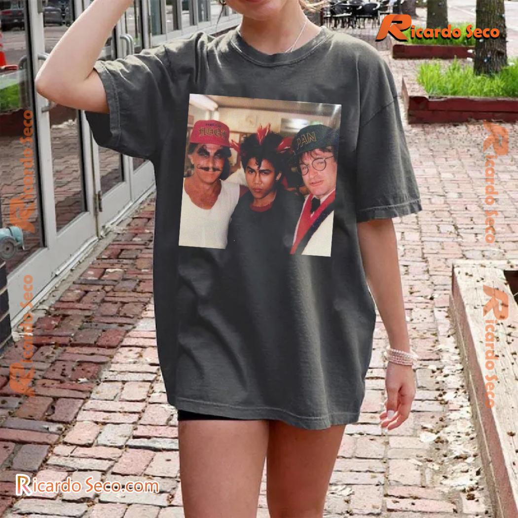 Hook (1991) Behind The Scenes Robin Williams, Dustin Hoffman Graphic Unisex T-shirt, Classic Men Shirt Hook (1991) Behind The Scenes Robin Williams, Dustin Hoffman Graphic Unisex T-shirt, Classic Men Shirt