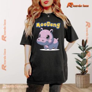 Moo Deng  Moomon Chibi T-shirt, Gift For Fan, Classic Men Shirt. V-neck Ladies b