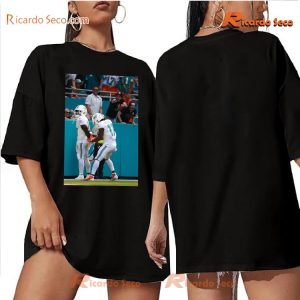 NFL Miami Dolphins Tyreek Hill's Td Celebration Handcuffed After Traffic Stop Outside Stadium Graphic Unisex T-shirt, Classic Men Shirt b