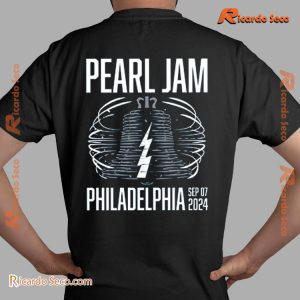 Pearl Jam Dark Matter World Tour At Event Tee Wells Fargo Center Philadelphia 2024 Graphic Unisex T-shirt, Classic Men Shirt b