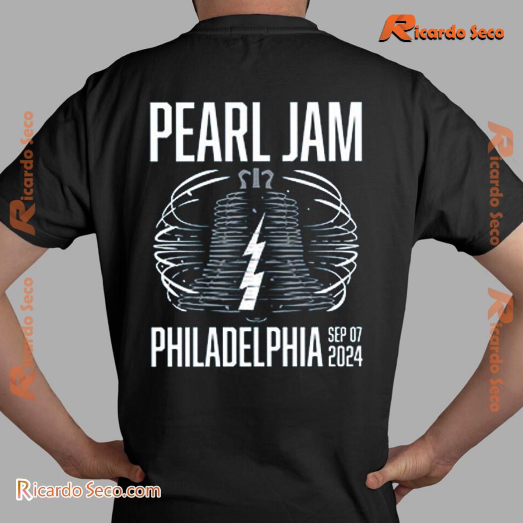 Pearl Jam Dark Matter World Tour At Event Tee Wells Fargo Center Philadelphia 2024 Graphic Unisex T-shirt, Classic Men Shirt b Pearl Jam Dark Matter World Tour At Event Tee Wells Fargo Center Philadelphia 2024 Graphic Unisex T-shirt, Classic Men Shirt b