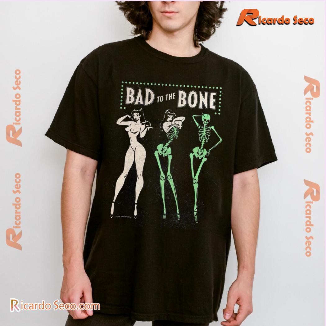 Bad To The Bone Design Graphic Unisex T-shirt a Bad To The Bone Design Graphic Unisex T-shirt a
