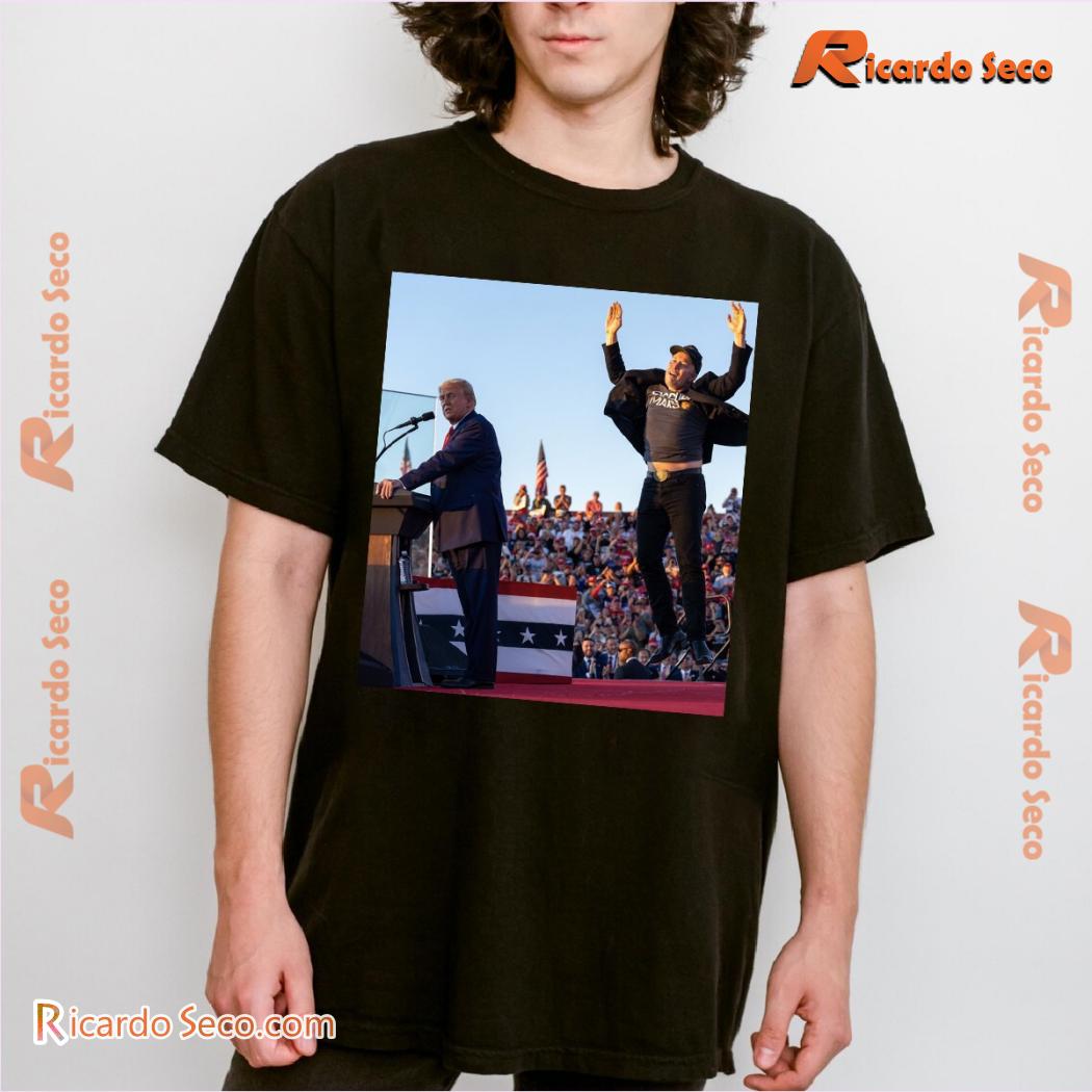 Donald Trump And Elon Musk At A Trump Rally Graphic Unisex Shirt, Classic Women Shirt a Donald Trump And Elon Musk At A Trump Rally Graphic Unisex Shirt, Classic Women Shirt a