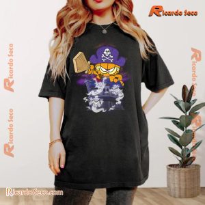 Garfield's Halloween Adventure Special Printed Unisex Tee, Classic Ladies Shirt a