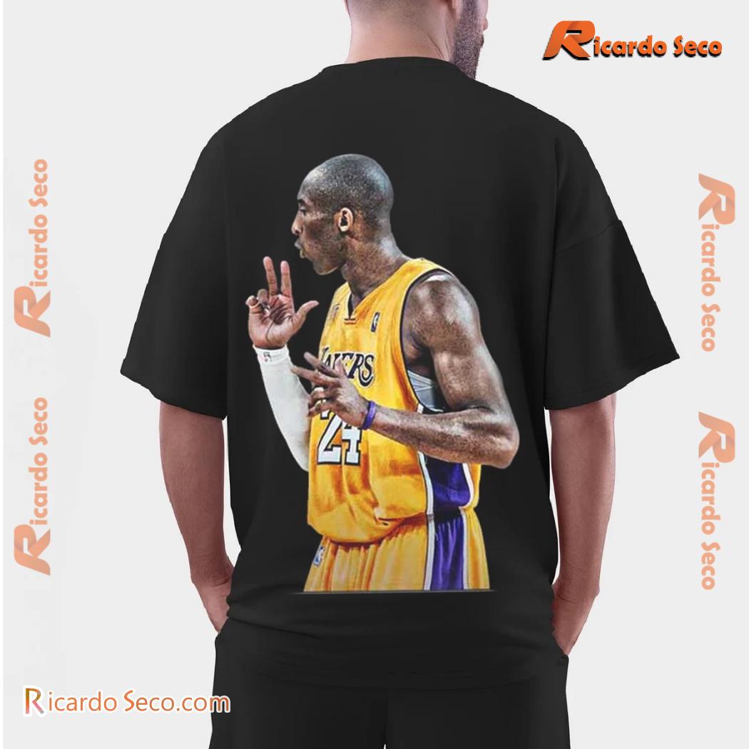 NBA Los Angeles Lakers Basketball Star Kobe Bryant #24 Photo Printed Unisex T-shirt a NBA Los Angeles Lakers Basketball Star Kobe Bryant #24 Photo Printed Unisex T-shirt a