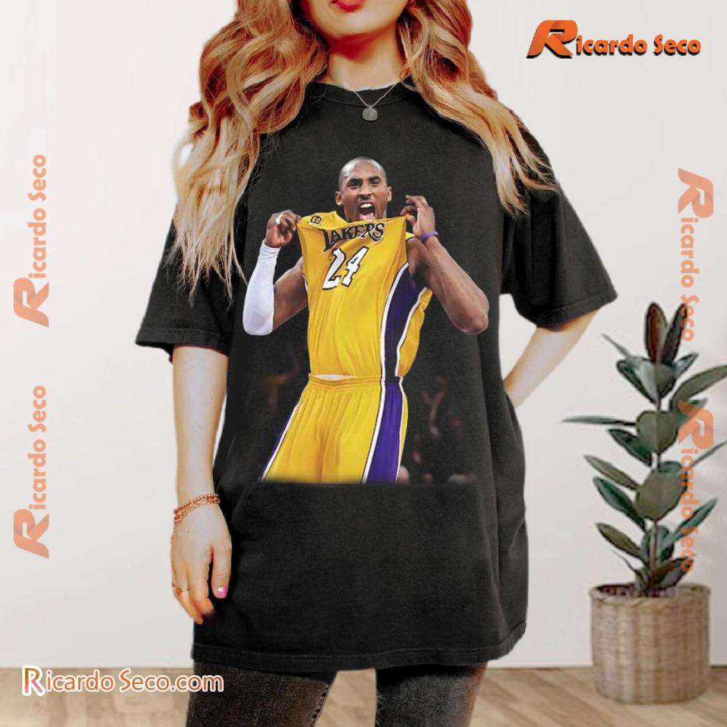 NBA Los Angeles Lakers Basketball Star Kobe Bryant #24 Photo Printed Unisex T-shirt b NBA Los Angeles Lakers Basketball Star Kobe Bryant #24 Photo Printed Unisex T-shirt b