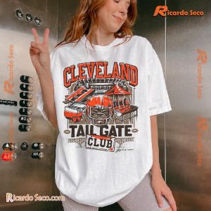 NFL Cleveland Browns Football Tailgate Club Graphic Unisex T-shirt, Hoodie, Long Sleeve-b idXtw4L