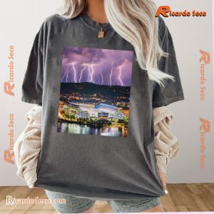 NFL Lightning Striking Above The Pittsburgh Steelers Stadium Graphic Unisex Shirt, Classic Men Shirt b