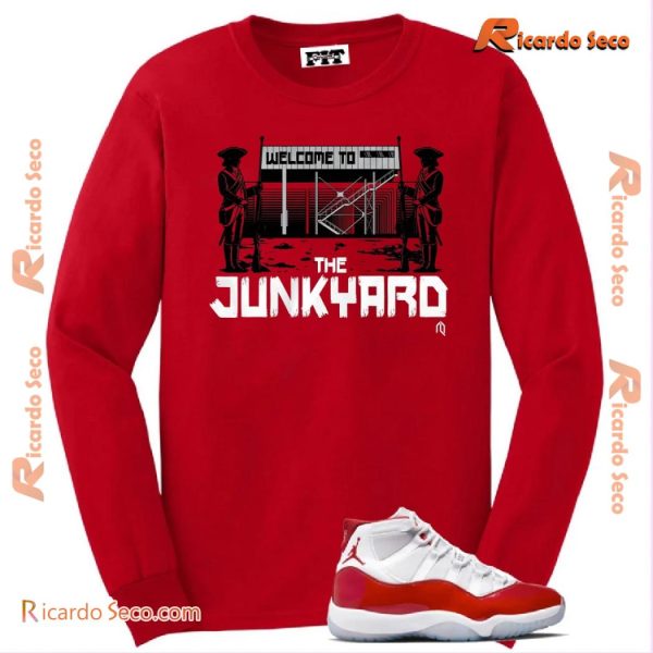 Welcome To The Junkyard Vintage Graphic Unisex T-shirt, Hoodie, Long Sleeve rLqypvj