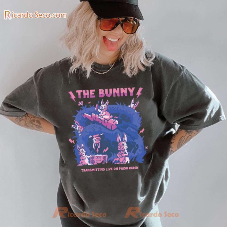 Phish The Bunny Transmitting Live On Phish Radio Unisex T-shirt ZwQR7Sp