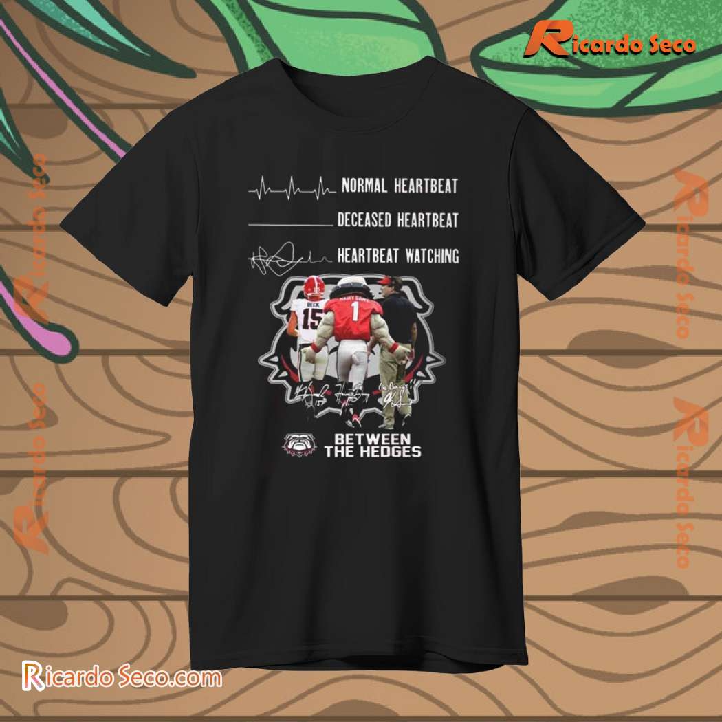 Heartbeat Watching Georgia Bulldogs 2025 Bet Ween The Hedges Graphic Unisex T-shirt-a LaNCyiF
