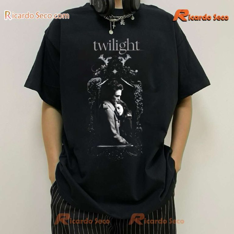 Twilight Lion And The Lamb Graphic Classic Men Shirt l6nHc1v