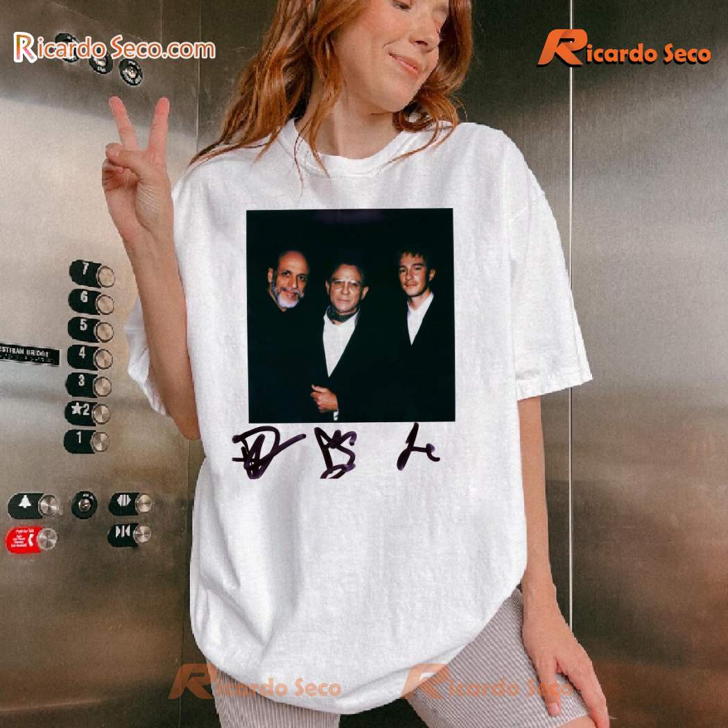 Drew Starkey with Daniel Craig and Luca Guadagnino at the National Board of Review T-shirt-b 6naTiwd