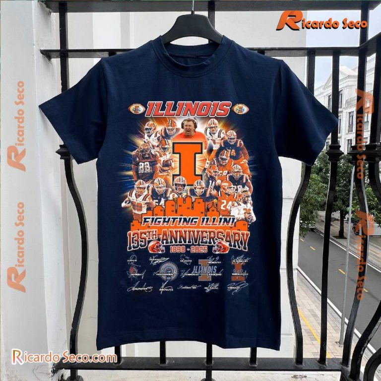 Illinois Fighting Illini 135th Anniversary 1890-2025 Football History Signatured T-shirt-b pi4ZqjL