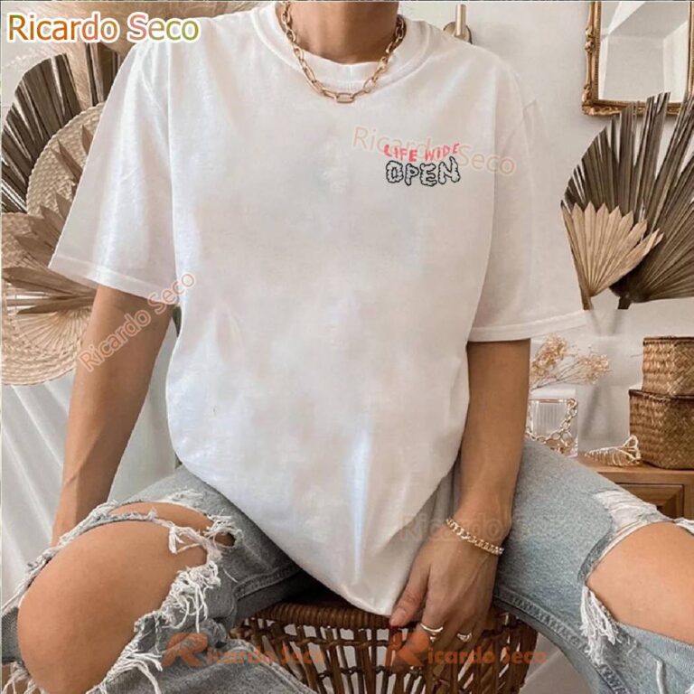 Life Wide Open Permanent Vacation 2025 Unisex Tee-a yiamCYS