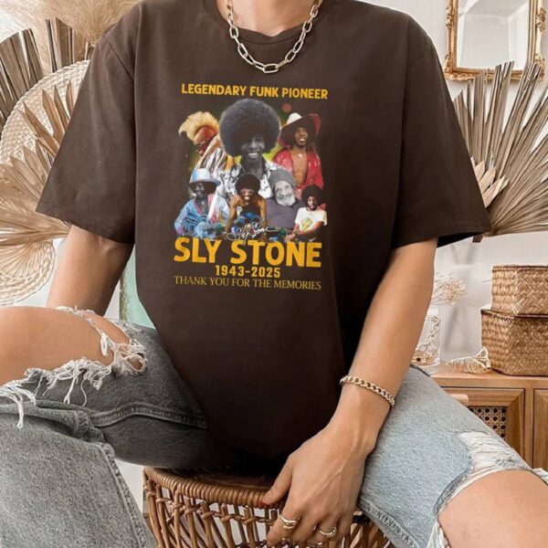 Legendary Funk Pioneer Sly Stone 1943-2025 T-shirt-b PxfFME3