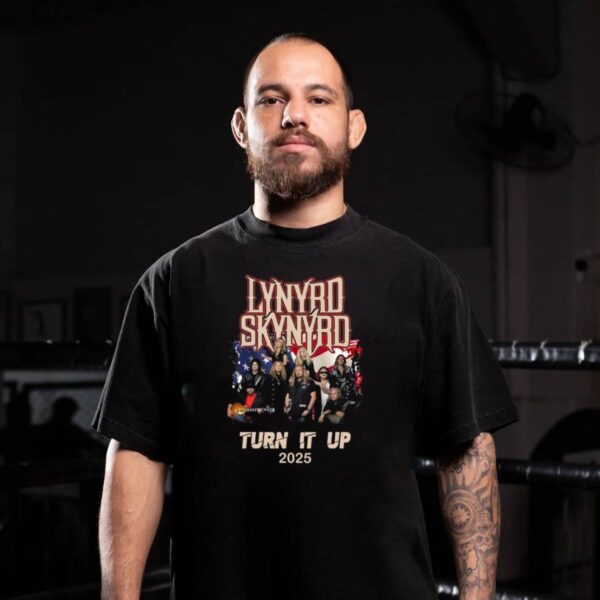 Lynyrd Skynyrd Turn It Up 2025 International Tour T-shirt-c bu4lDYM